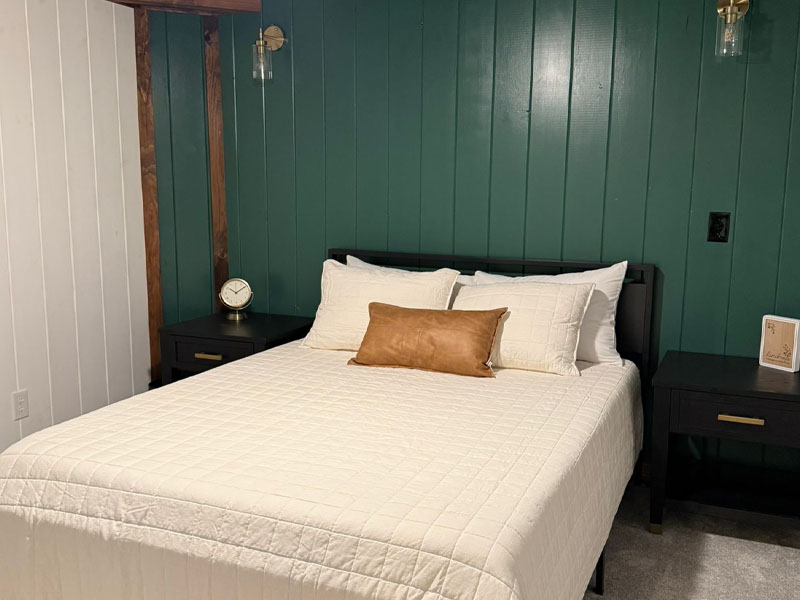 Chapter's End Spacious front patio with comfortable seating